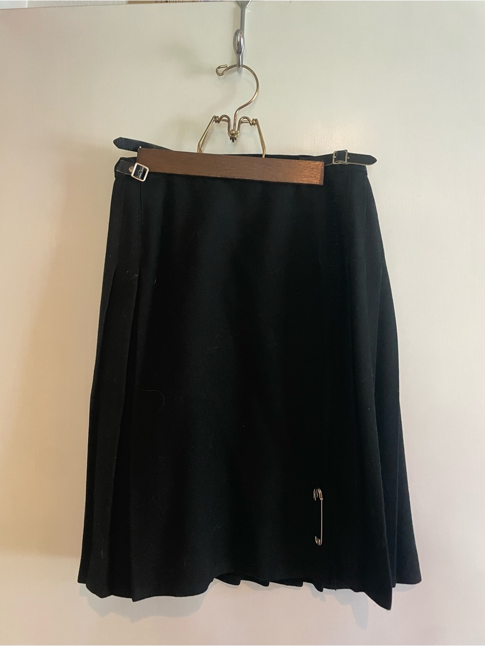 Black A-Line Women’s Pure Wool Scottish Kilt Skirt with Subtle Pleat Detail